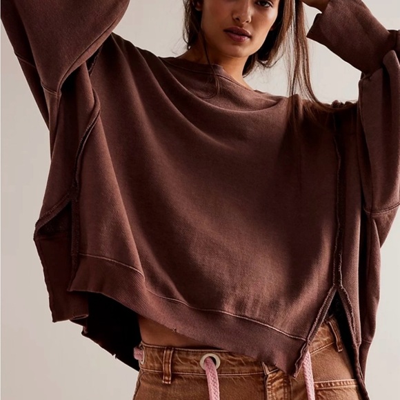 Camden Free People Crewneck - Picture 2 of 3